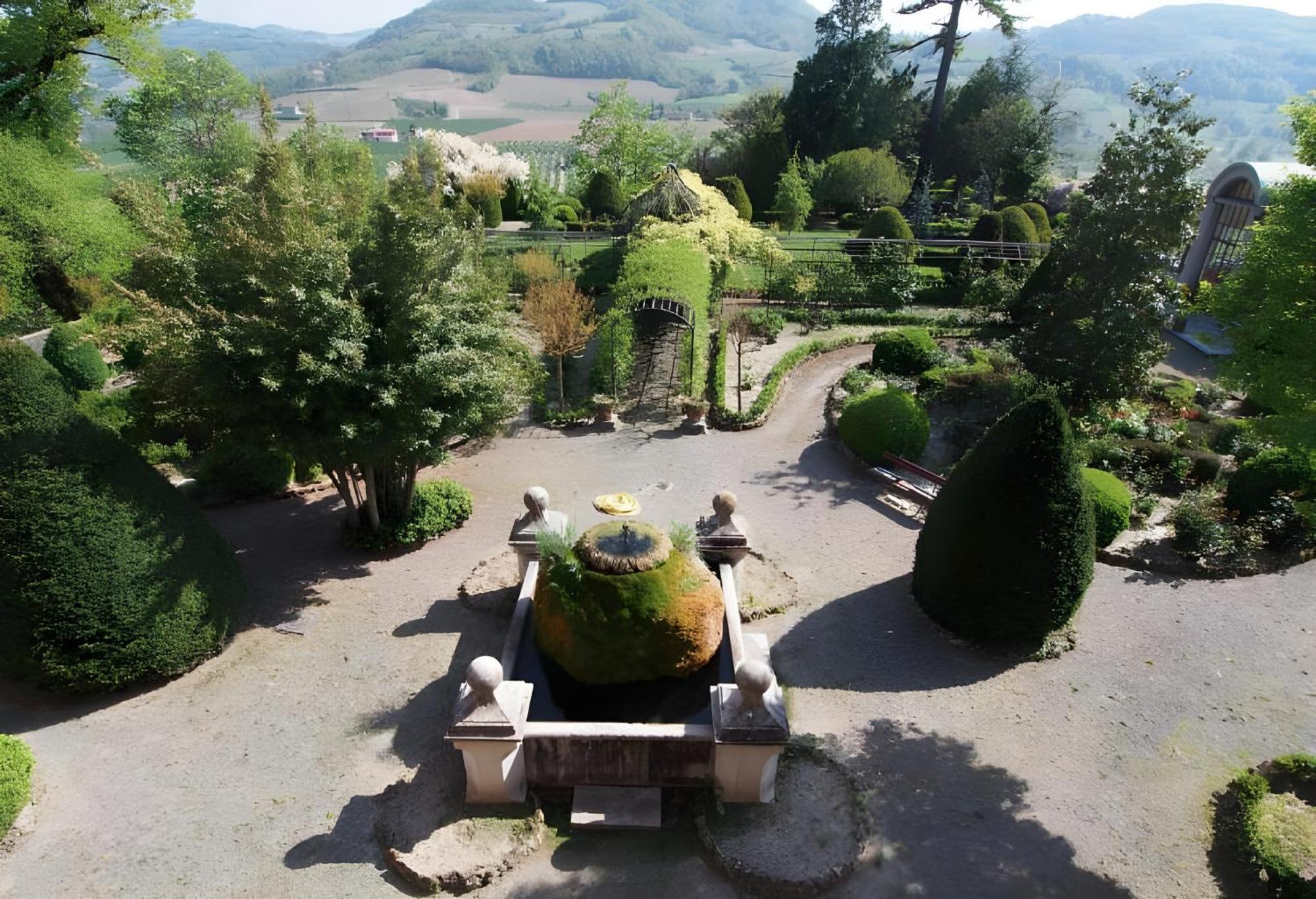 Готель Il Castello Di Bubbio Екстер'єр фото